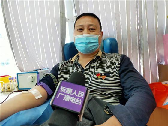 漢濱區(qū)第一醫(yī)院醫(yī)護(hù)人員踴獻(xiàn)熱血暖寒冬