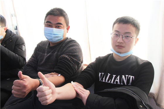 血液是生命的禮物——中國(guó)聯(lián)通安康市分公司、安康大數(shù)據(jù)運(yùn)營(yíng)有限公司聯(lián)合開(kāi)展冬季應(yīng)急獻(xiàn)血活動(dòng)